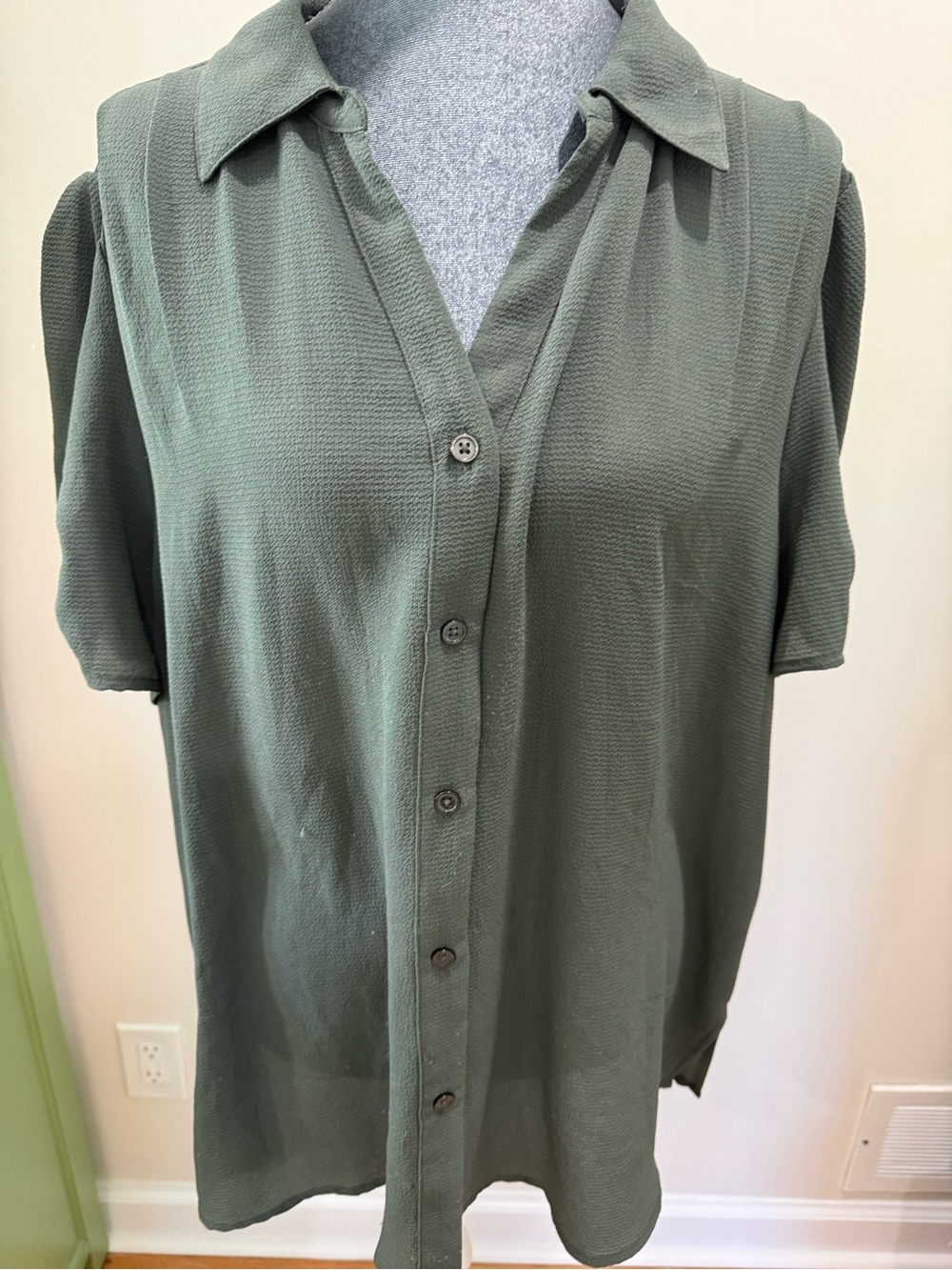 Adrianna Papell Dark Olive Knit Pullover Top